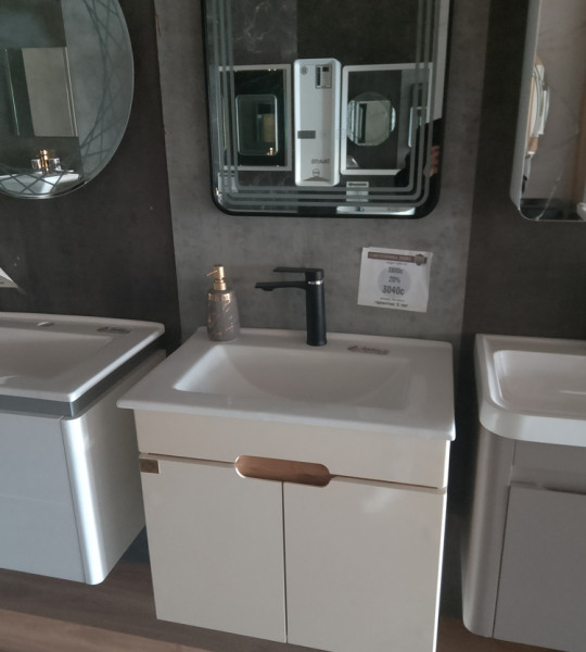 Раковина Caspian green