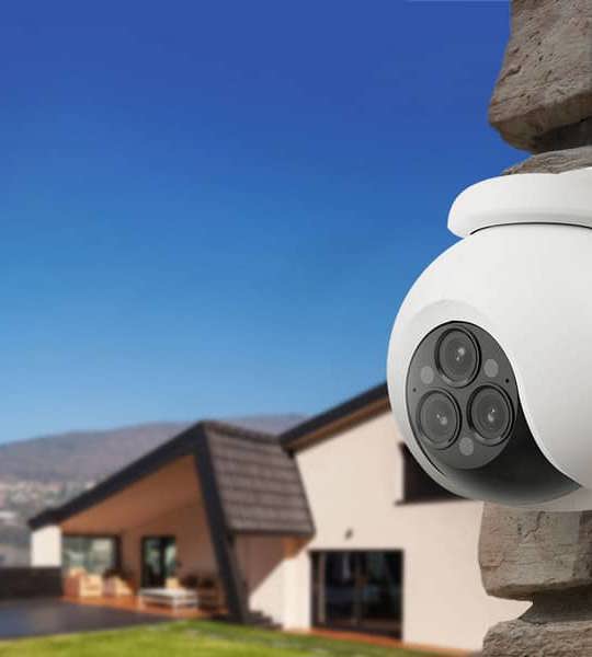 EZVIZ Умная домашняя Wi-Fi-камера с тремя объективами CS-H80F (4+4+4MP)