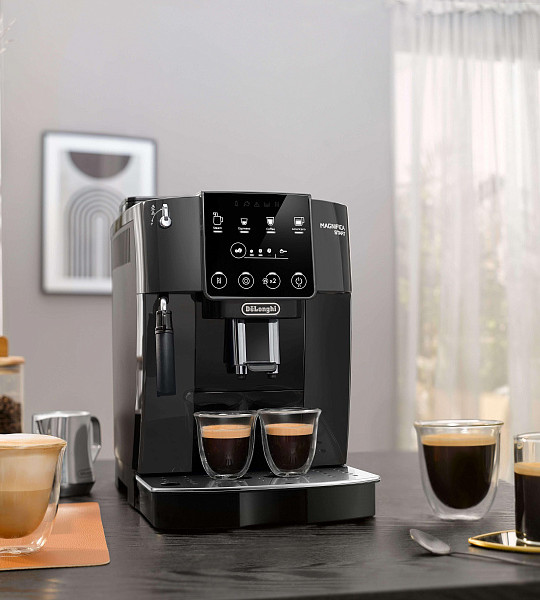 Кофемашина DeLonghi ECAM 220.22 GB Magnifica Start — 1,8 л, 15 бар, 13 уровней помола, сенсорное управление
