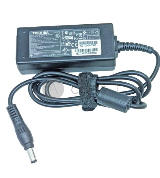 Блок питания для ноутбука Toshiba TA451905525 / 19 V / 45 W / 2,37 А